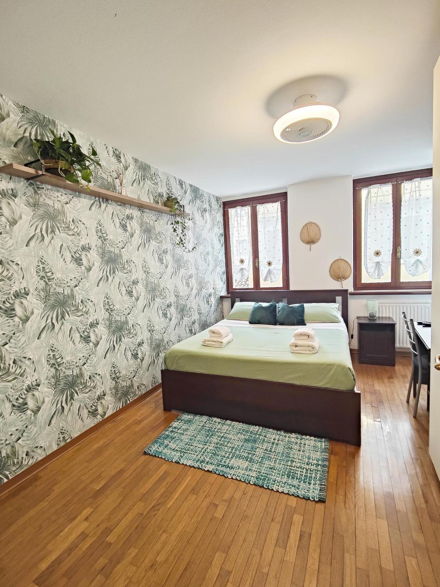 Le Case Di Sara Parking And Two Rooms In The Historic Center Udine Exterior photo